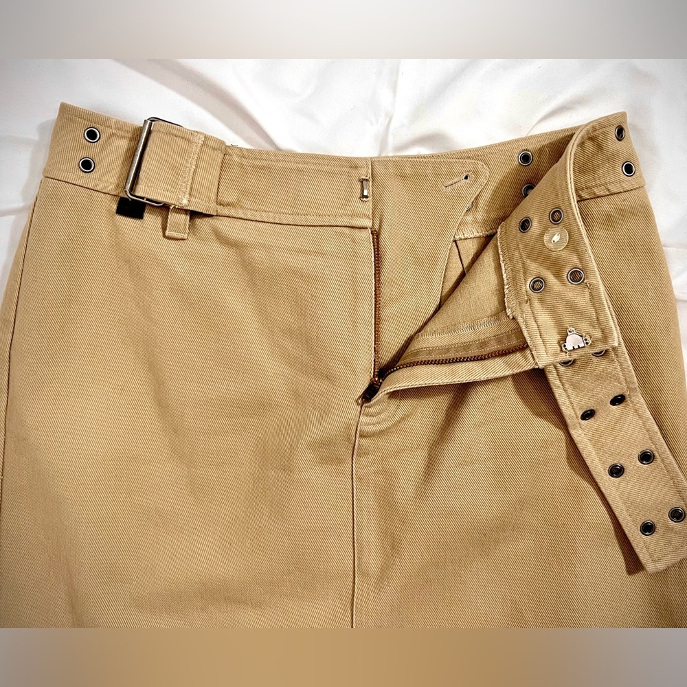 Ralph Lauren Beige Denim Skirt, Size 8, Very Good Preowned Condition. - Picture 3 of 9